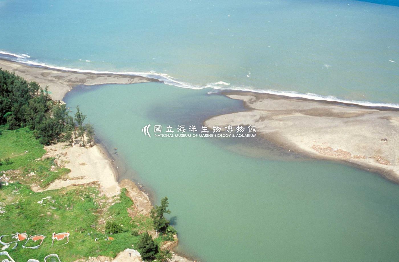 2001海生館空拍照